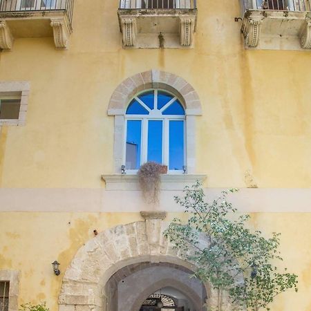Residence Acropoli Сиракуза Екстериор снимка