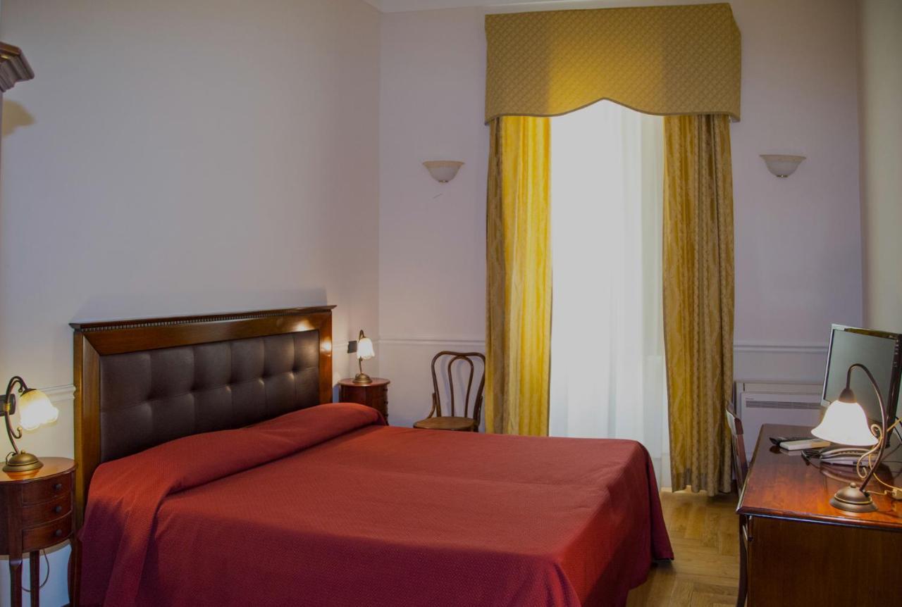 Residence Acropoli Сиракуза Екстериор снимка