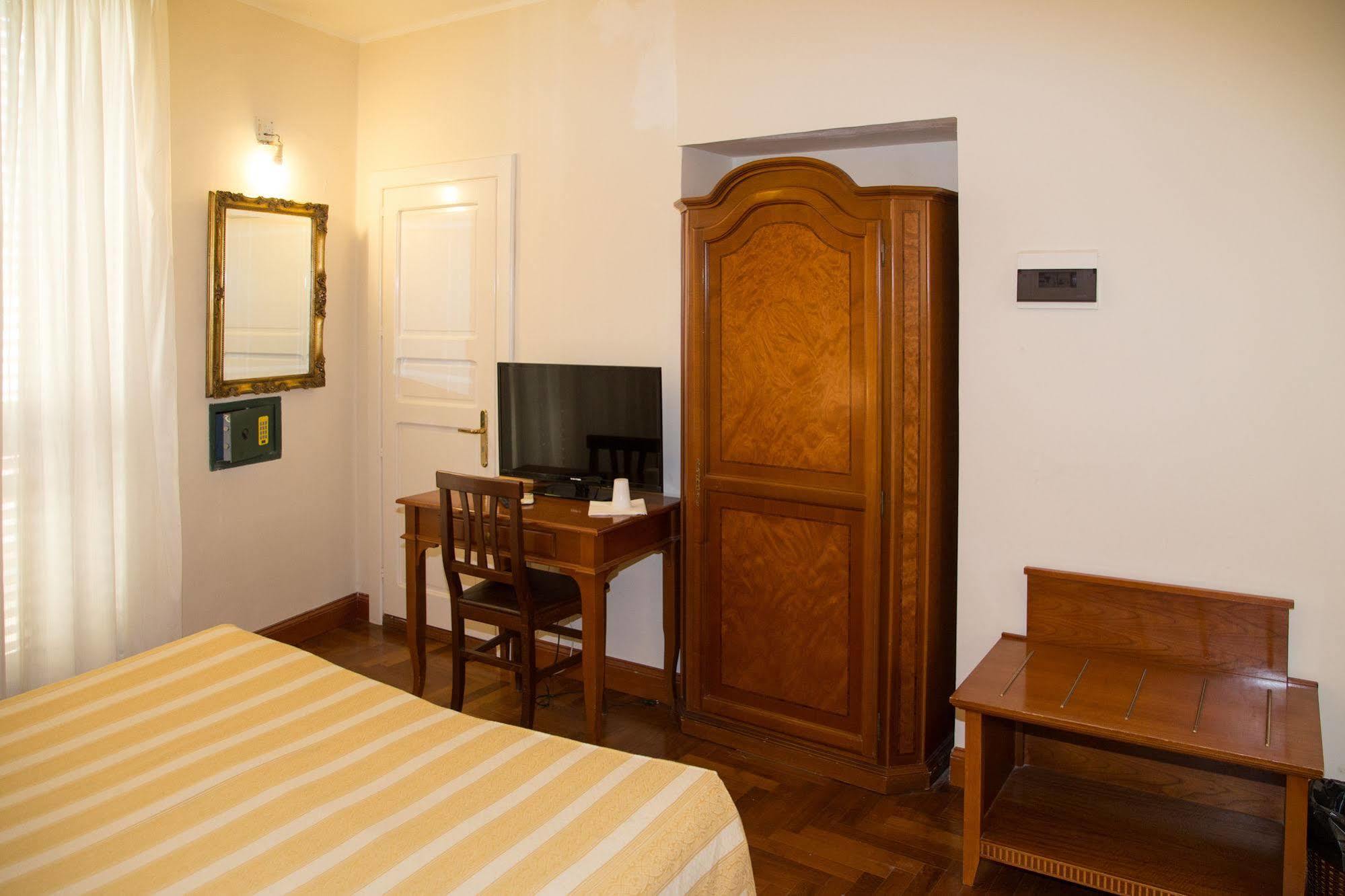 Residence Acropoli Сиракуза Екстериор снимка