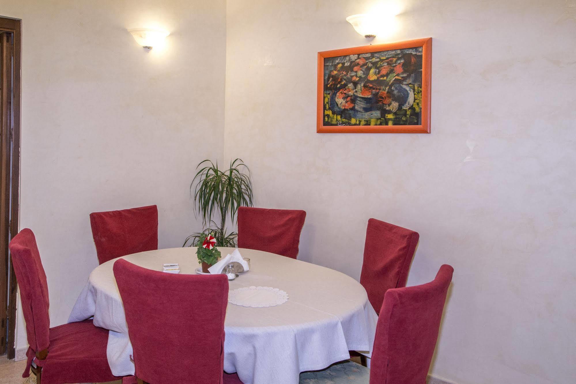 Residence Acropoli Сиракуза Екстериор снимка